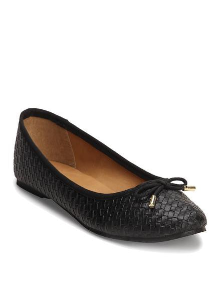 BEIGE WEAVED BELLY SHOES PRO